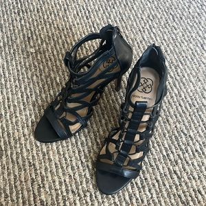 Daisy Fuentes size: 7 1/2 sexy strapy black high heel